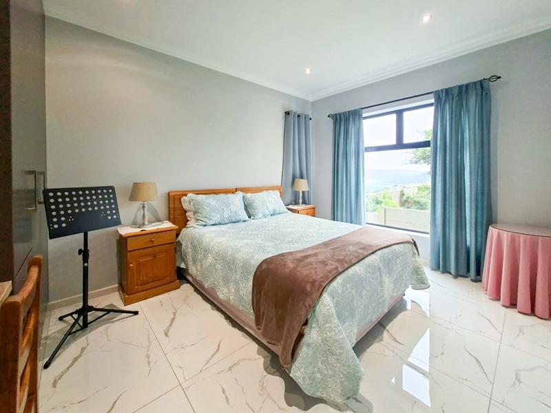 3 Bedroom Property for Sale in Hartenbos Heuwels Western Cape